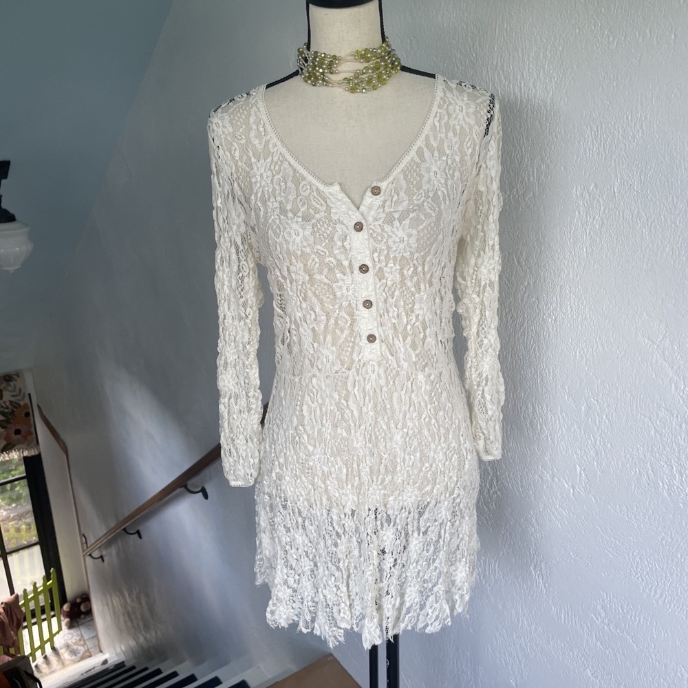 Mystree Vintage Henley Cream lace dress Sheer Button Front Bell Sleeve Small - Picture 1 of 8
